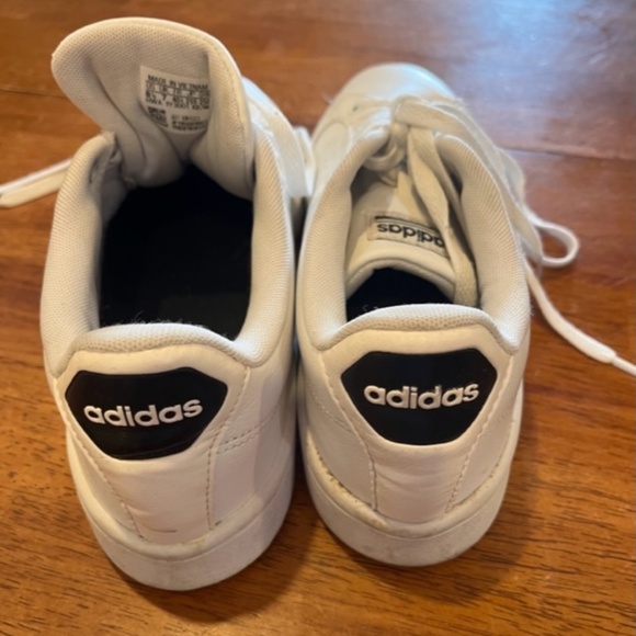 Women's White  Adidas ~ Size 8.5 ~ Cloudform - Picture 4 of 10